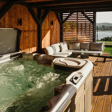 Na Kaszubach Z Jacuzzi I Sauna, Jezioro, Las, Kaszuby, Widokownia Bukowinki ヴィラ フミエルノ