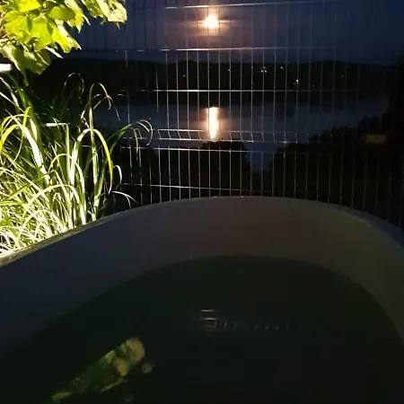 Na Kaszubach Z Jacuzzi I Sauna, Jezioro, Las, Kaszuby, Widokownia Bukowinki ヴィラ フミエルノ